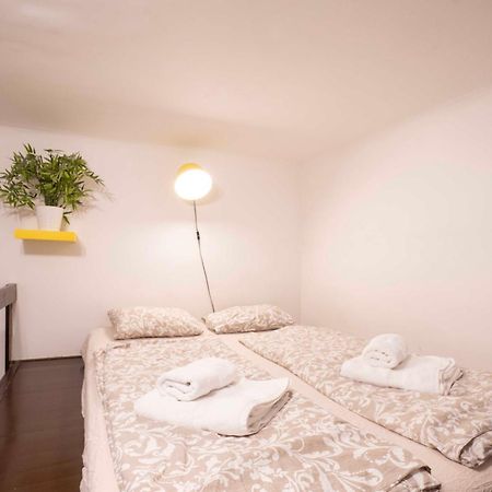 Quiet Cozy Apartment In Party Street E1 Βουδαπέστη Εξωτερικό φωτογραφία