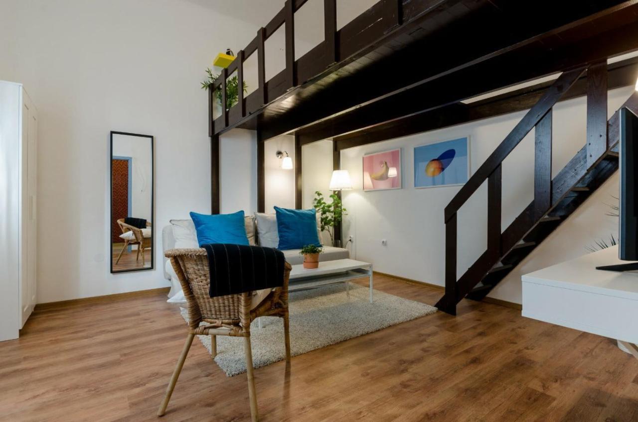 Quiet Cozy Apartment In Party Street E1 Βουδαπέστη Εξωτερικό φωτογραφία