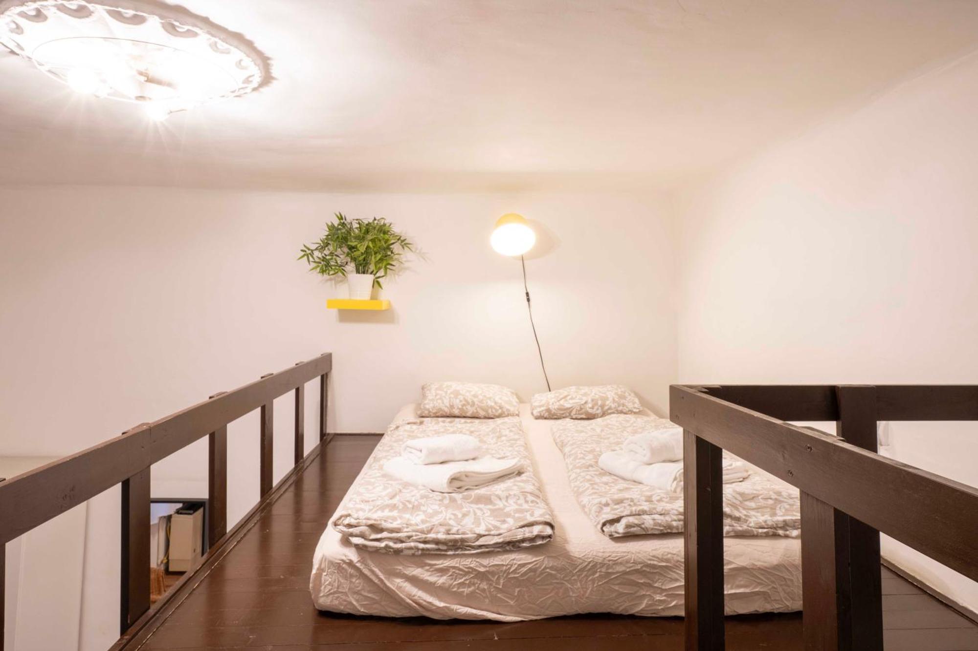 Quiet Cozy Apartment In Party Street E1 Βουδαπέστη Εξωτερικό φωτογραφία