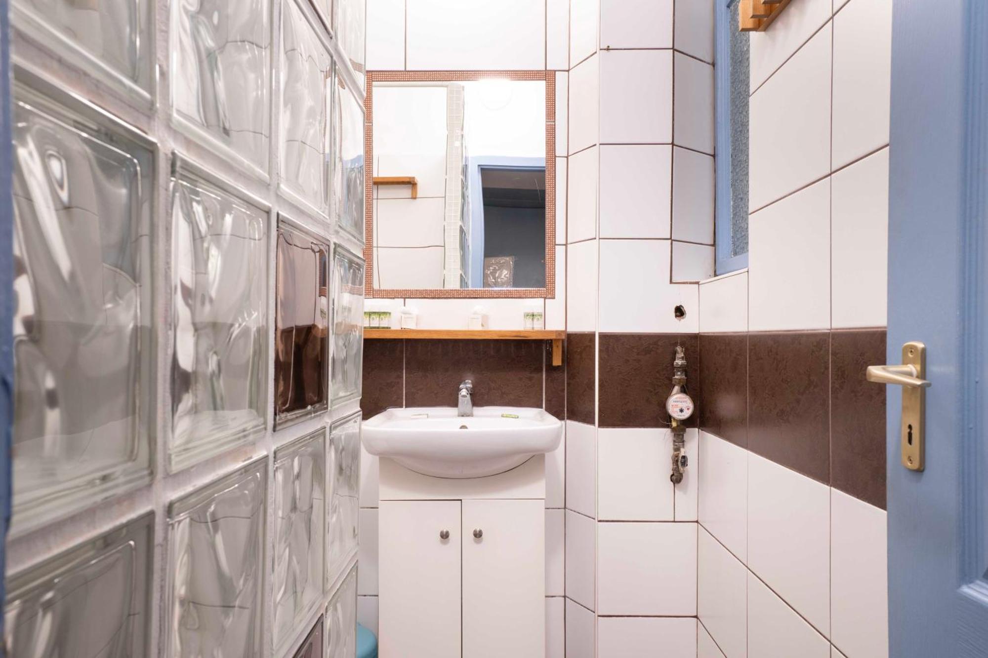 Quiet Cozy Apartment In Party Street E1 Βουδαπέστη Εξωτερικό φωτογραφία